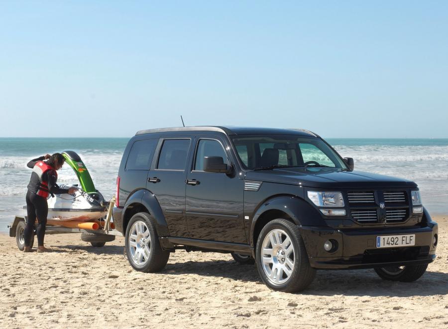  Dodge Nitro 2006 года  (фото 11 из 30)